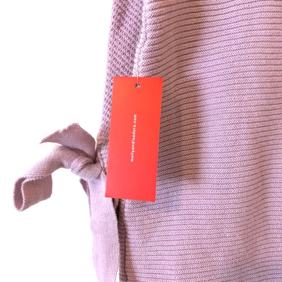 Sandy Bow Sleeve Sweater - Picture 5 of 5